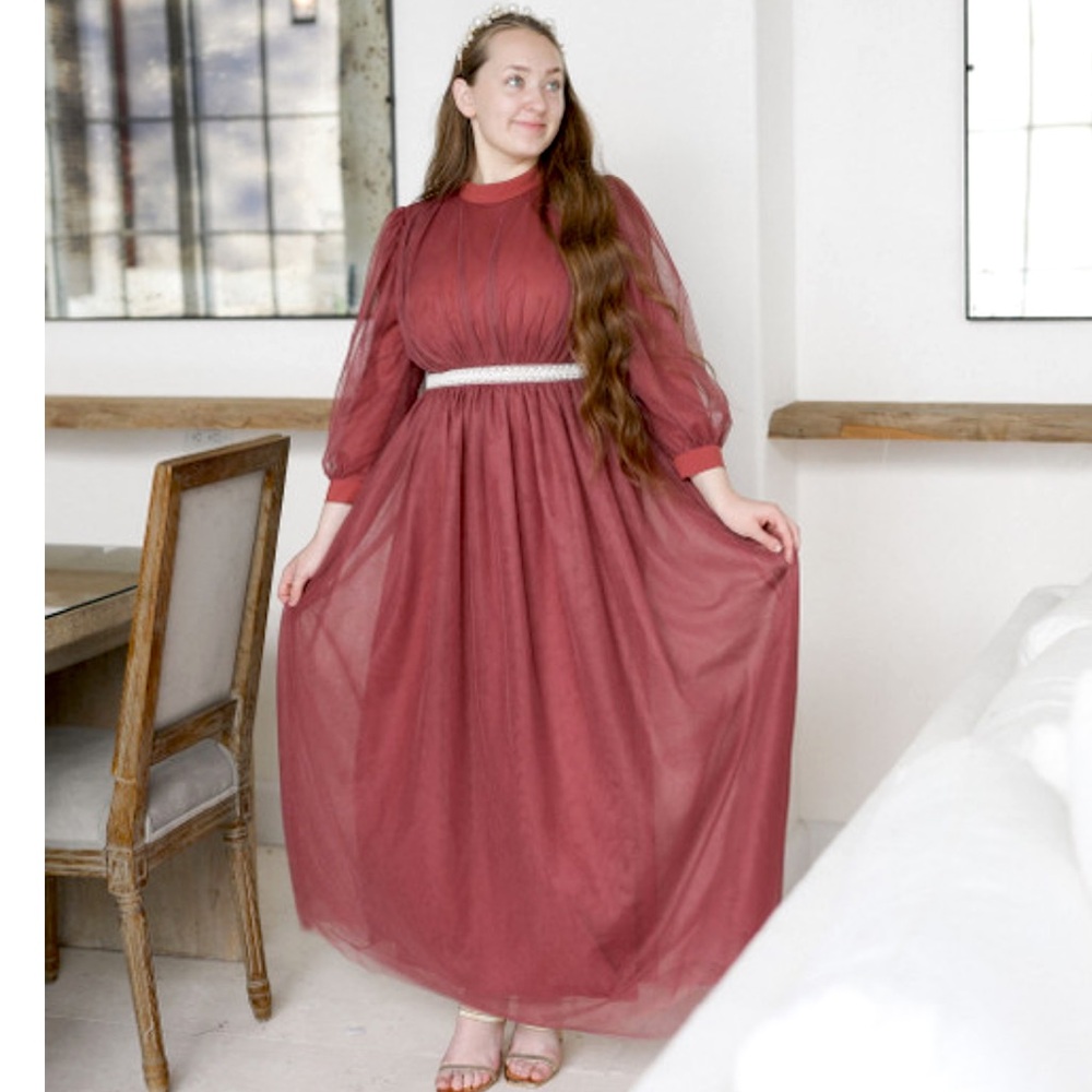 Dainty jewells unforgettable evening dress